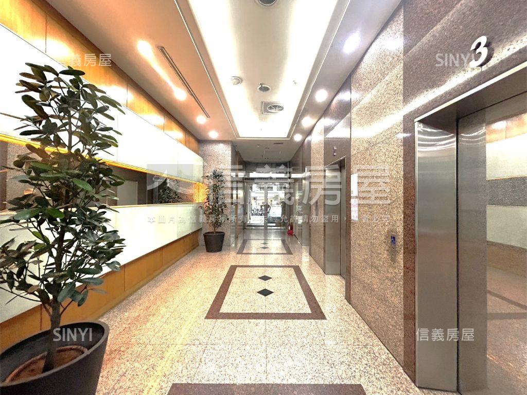科技大樓美景後棟辦公房屋室內格局與周邊環境