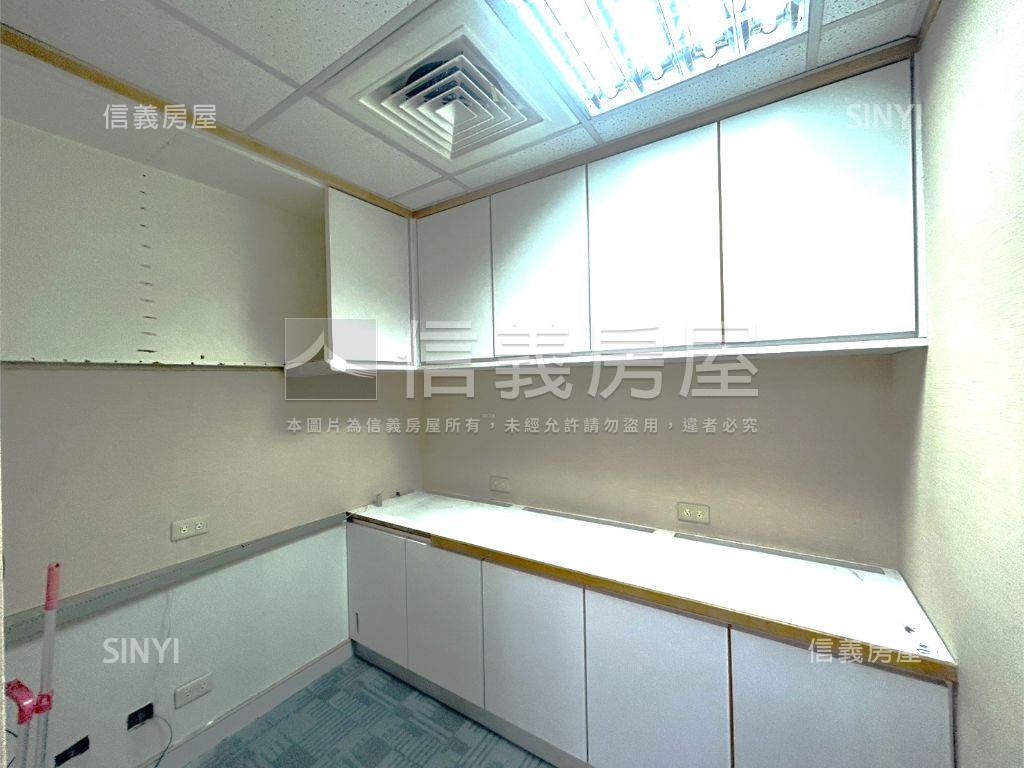 科技大樓美景後棟辦公房屋室內格局與周邊環境