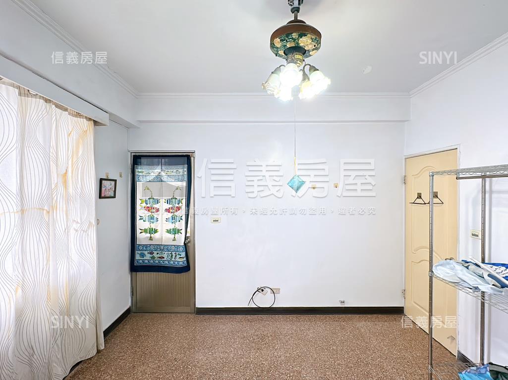 店長推薦龍揚山莊景觀透天房屋室內格局與周邊環境