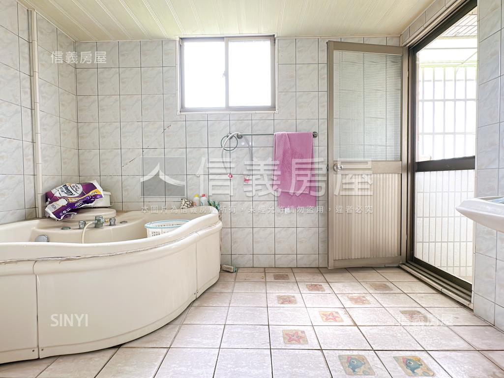 店長推薦龍揚山莊景觀透天房屋室內格局與周邊環境