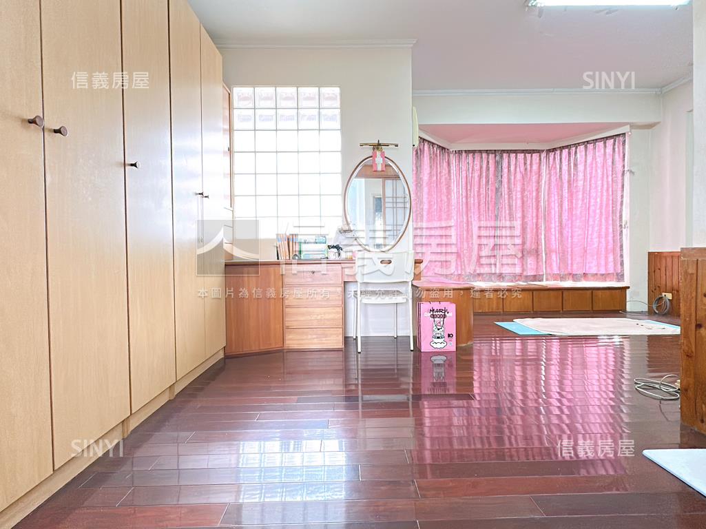 店長推薦龍揚山莊景觀透天房屋室內格局與周邊環境