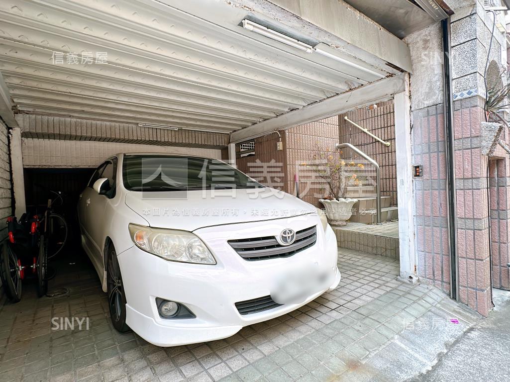 店長推薦龍揚山莊景觀透天房屋室內格局與周邊環境