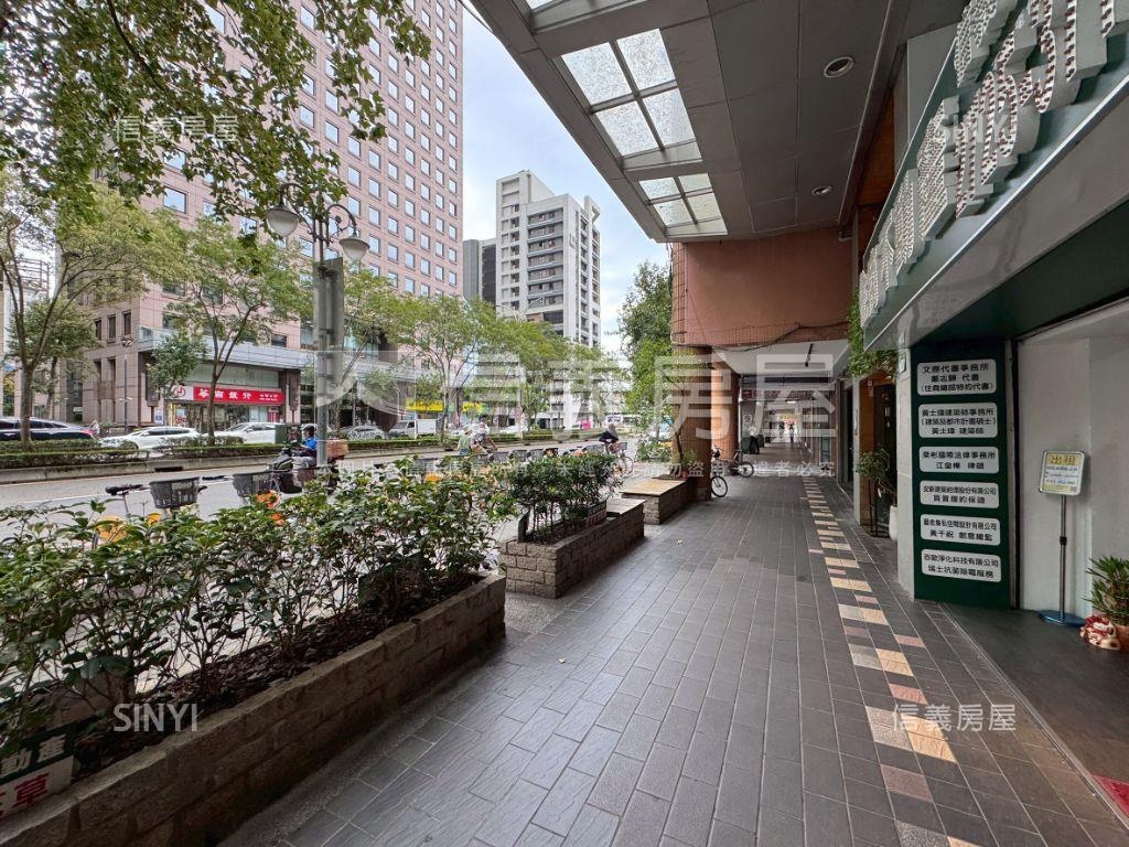 信義財經１０１世貿大樓房屋室內格局與周邊環境