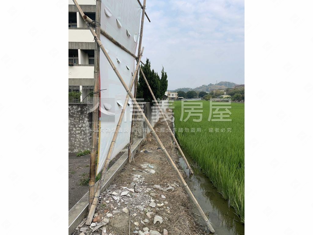 近亞洲大學農地房屋室內格局與周邊環境