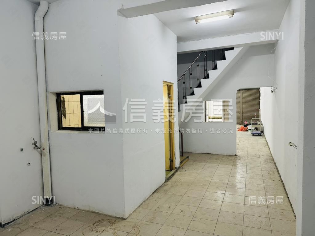 近高醫商圈低總價透天房屋室內格局與周邊環境