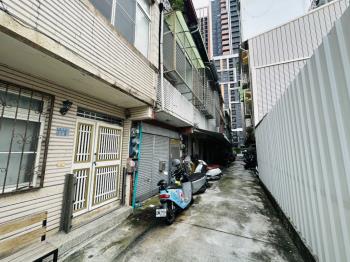 近高醫商圈低總價透天