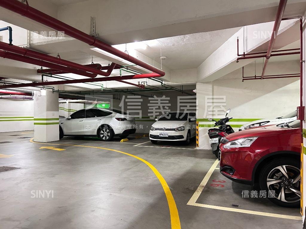 易居邦３房車位房屋室內格局與周邊環境