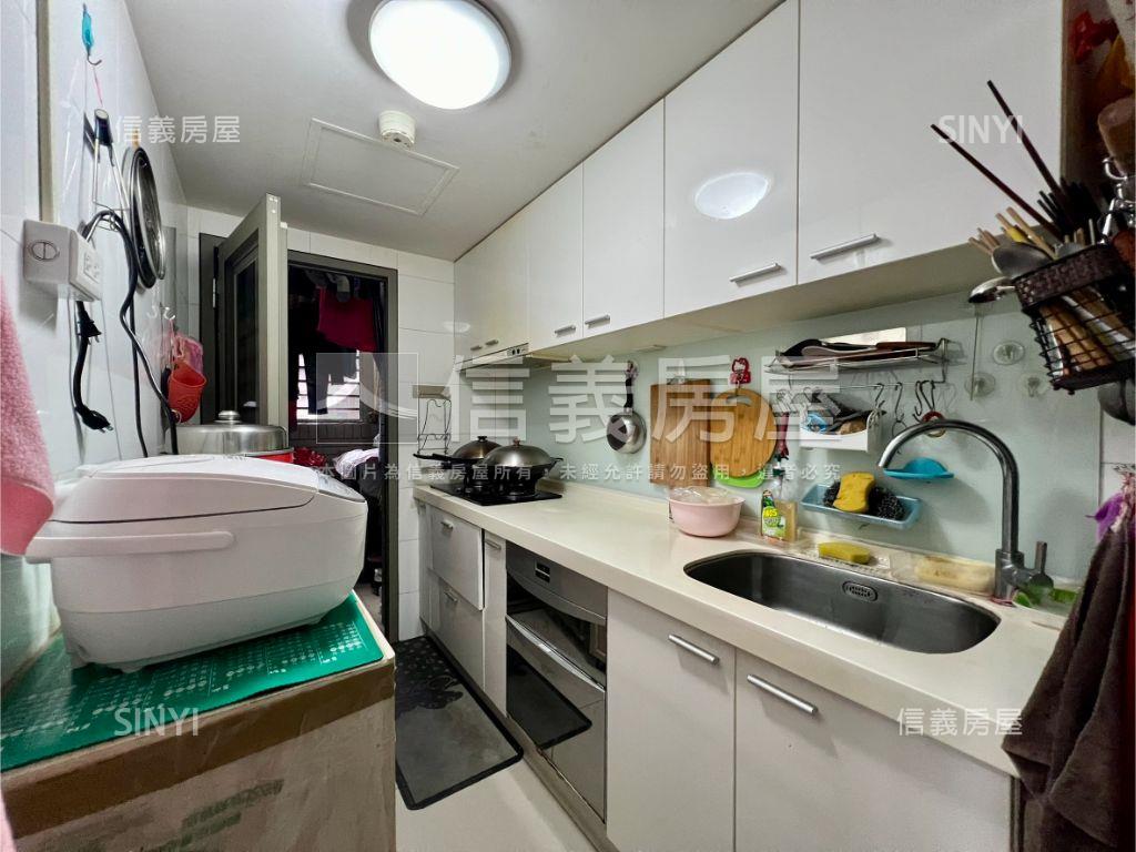 新市１６８朝南大兩房房屋室內格局與周邊環境