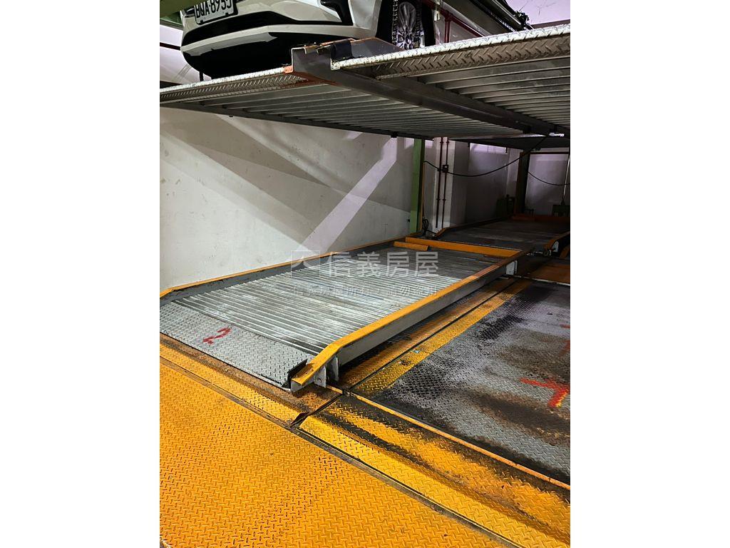 文化ＢＯＢＯ＋平移車位房屋室內格局與周邊環境