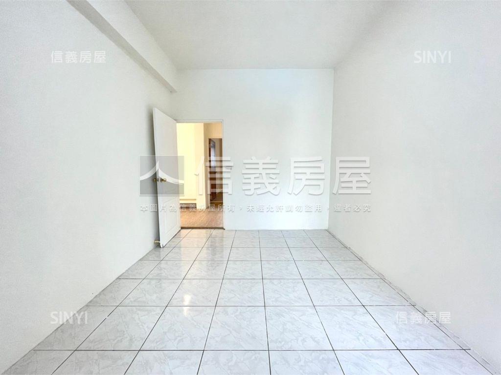 雷中街３樓公寓房屋室內格局與周邊環境