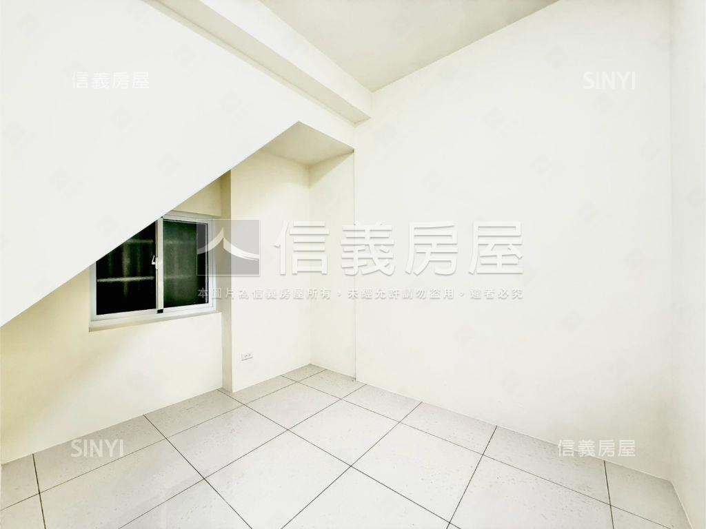 近高醫商圈·翻新透天房屋室內格局與周邊環境