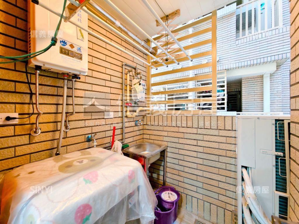 麗寶青年時代三房車位美宅房屋室內格局與周邊環境