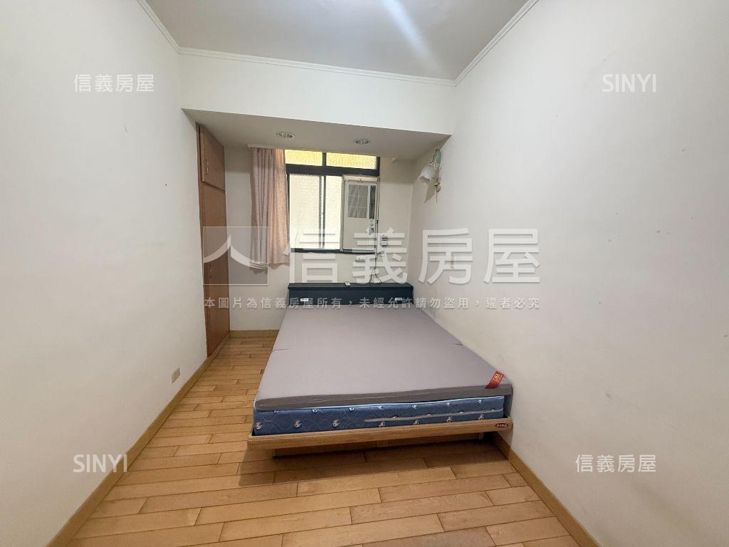 美景山莊黃金３樓房屋室內格局與周邊環境