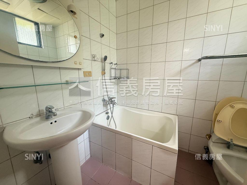 美景山莊黃金３樓房屋室內格局與周邊環境