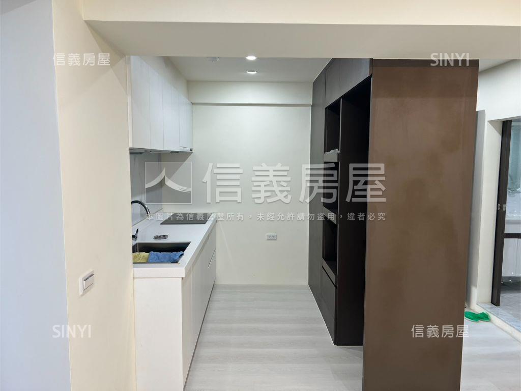 中山國小兩房精美住辦房屋室內格局與周邊環境