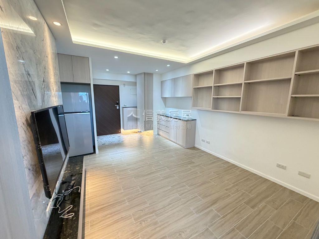 中山國中僑大裝潢景觀美宅房屋室內格局與周邊環境