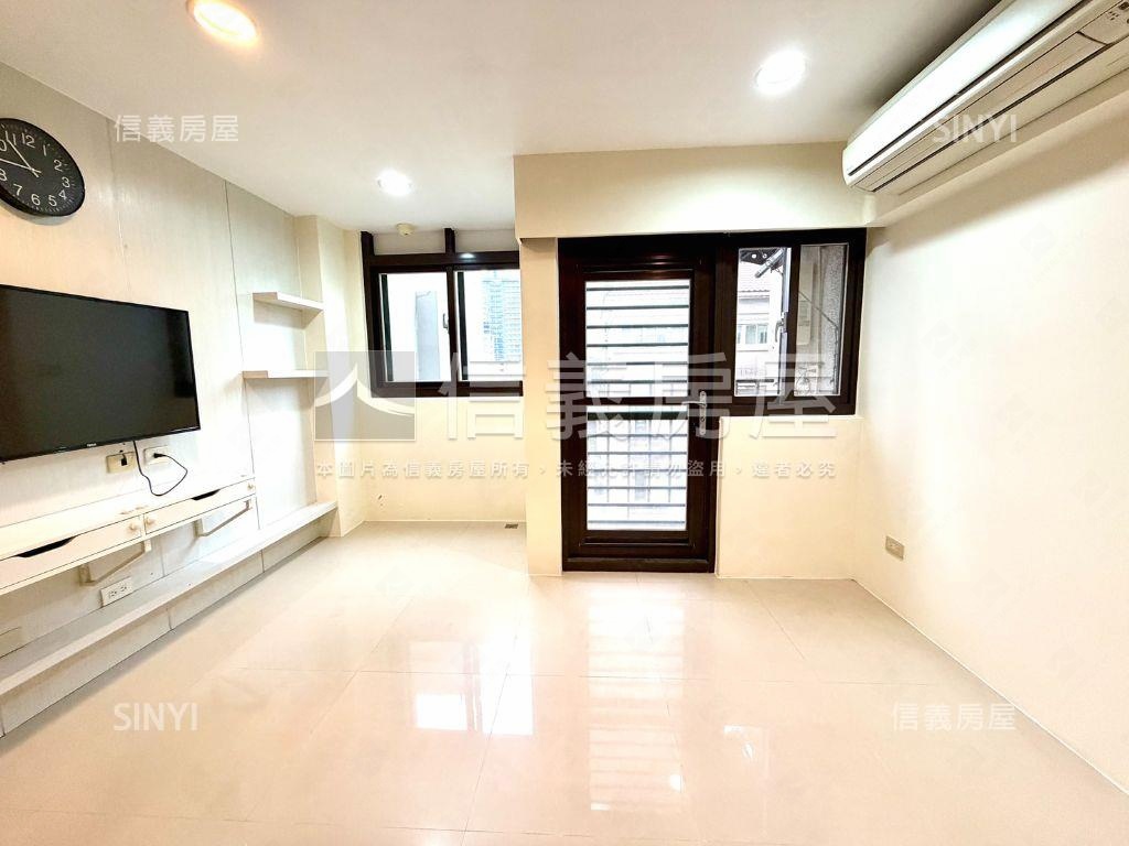 紐約紐約｜稀有角間樓中樓房屋室內格局與周邊環境