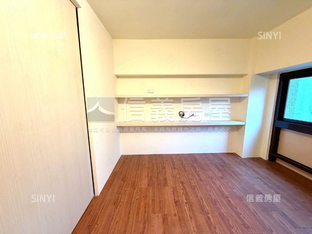 紐約紐約｜稀有角間樓中樓房屋室內格局與周邊環境