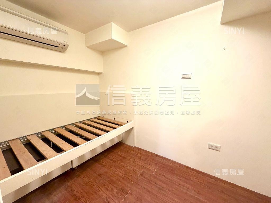 紐約紐約｜稀有角間樓中樓房屋室內格局與周邊環境