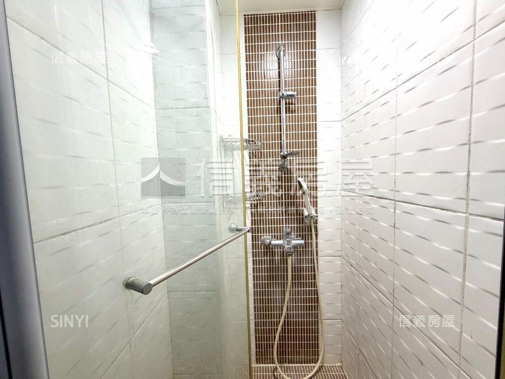 紐約紐約｜稀有角間樓中樓房屋室內格局與周邊環境