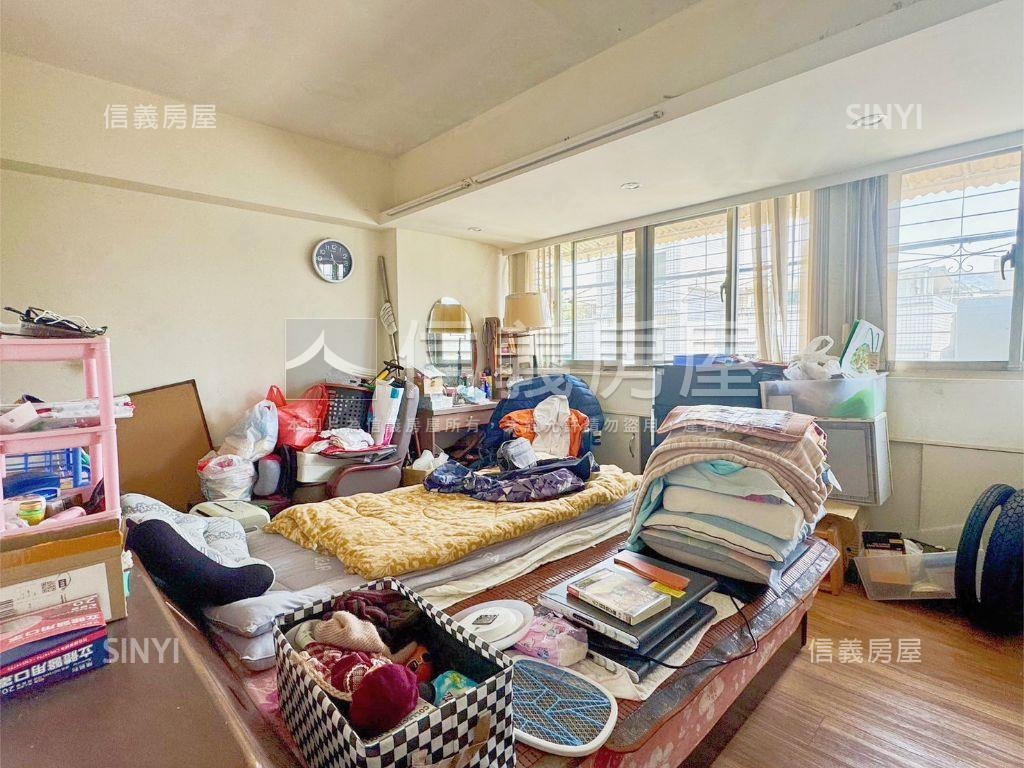 三興國小旁電梯管理三房房屋室內格局與周邊環境