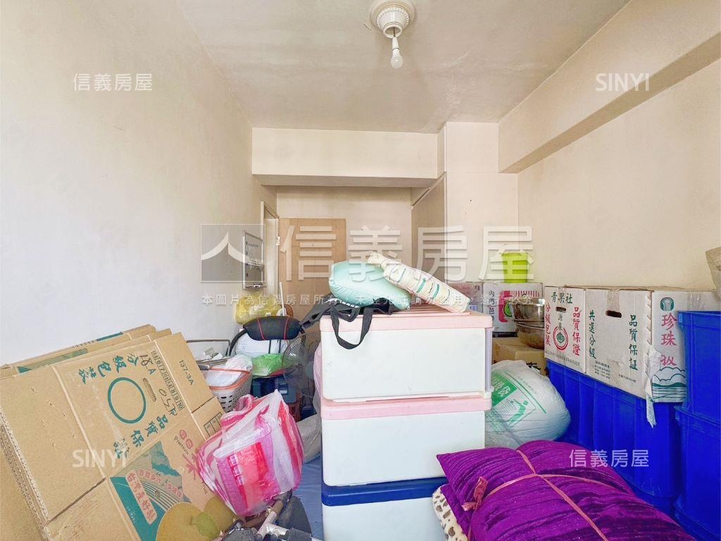 三興國小旁電梯管理三房房屋室內格局與周邊環境