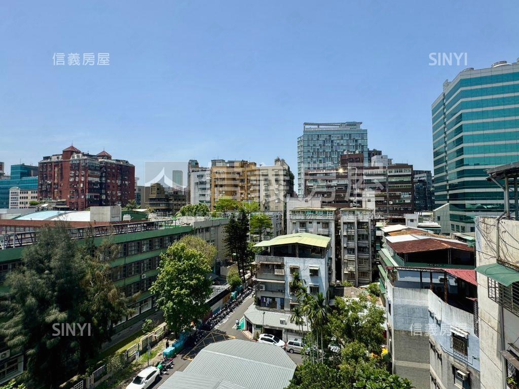 三興國小旁電梯管理三房房屋室內格局與周邊環境