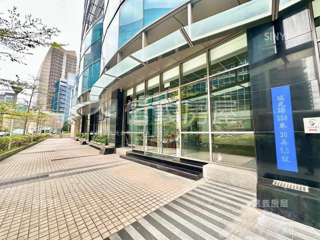 大內科港墘多樓層企業總部房屋室內格局與周邊環境