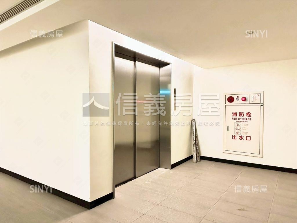 大內科港墘多樓層企業總部房屋室內格局與周邊環境