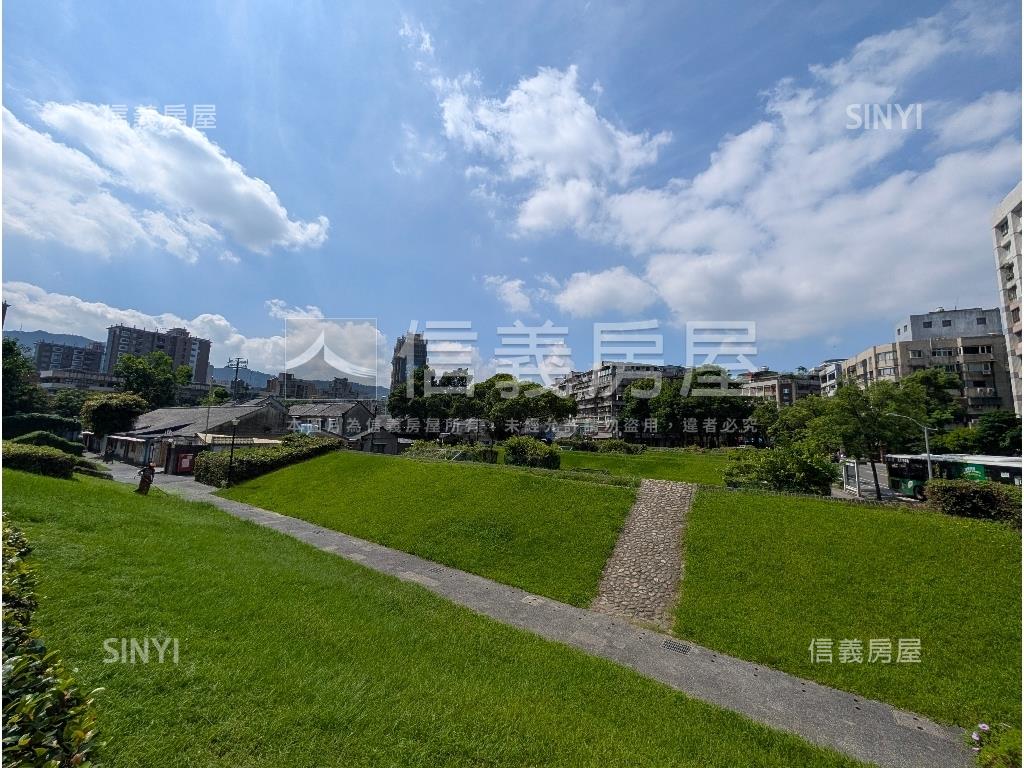 世貿新城大戶房屋室內格局與周邊環境
