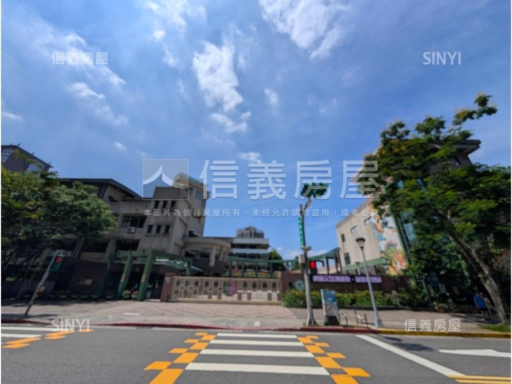 世貿新城大戶房屋室內格局與周邊環境
