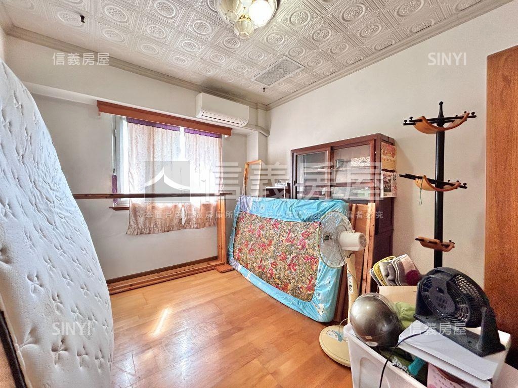 文心森林公園旁四房平車房屋室內格局與周邊環境