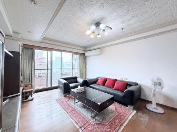 文心森林公園旁四房平車