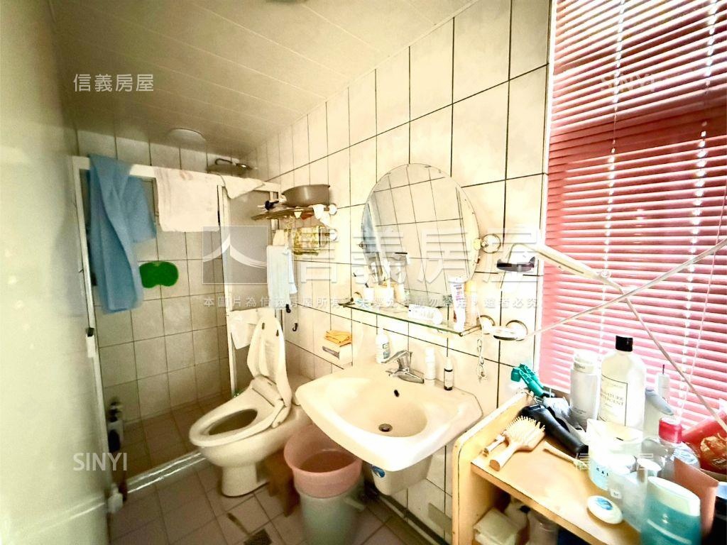 台北小城邊間獨棟透天房屋室內格局與周邊環境