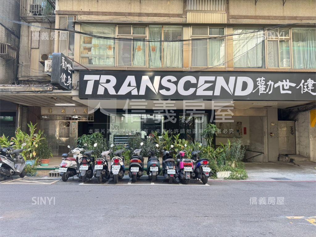 近民權捷運面寬店面房屋室內格局與周邊環境