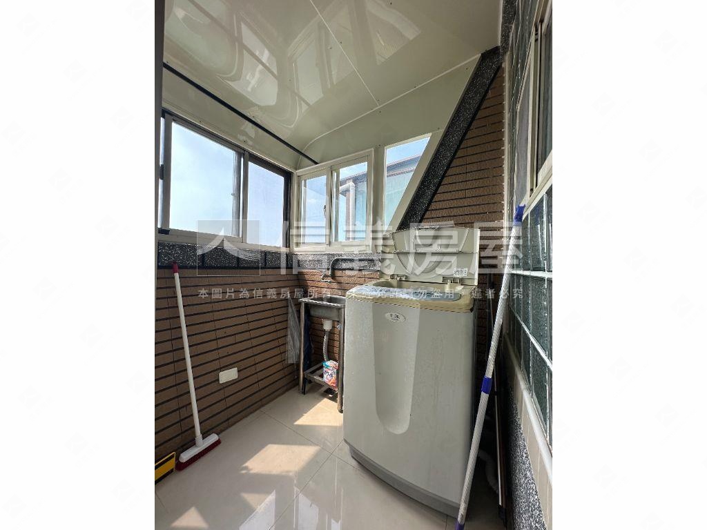 明亮高樓景觀房屋室內格局與周邊環境