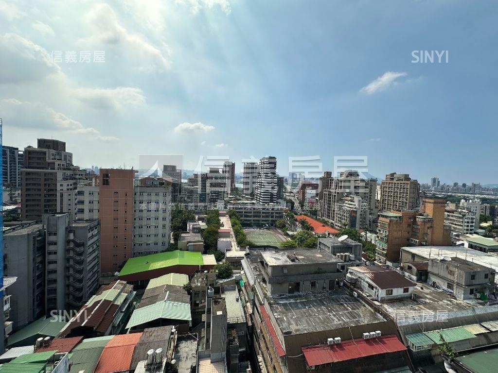 明亮高樓景觀房屋室內格局與周邊環境