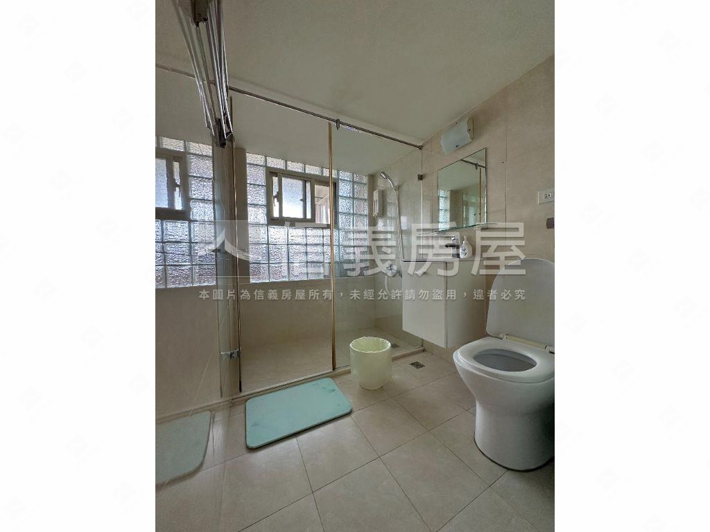 明亮高樓景觀房屋室內格局與周邊環境