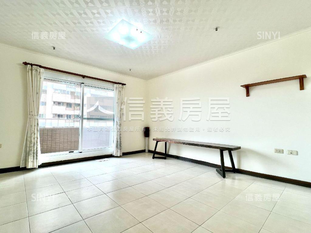 府都光芒照耀有平車房屋室內格局與周邊環境