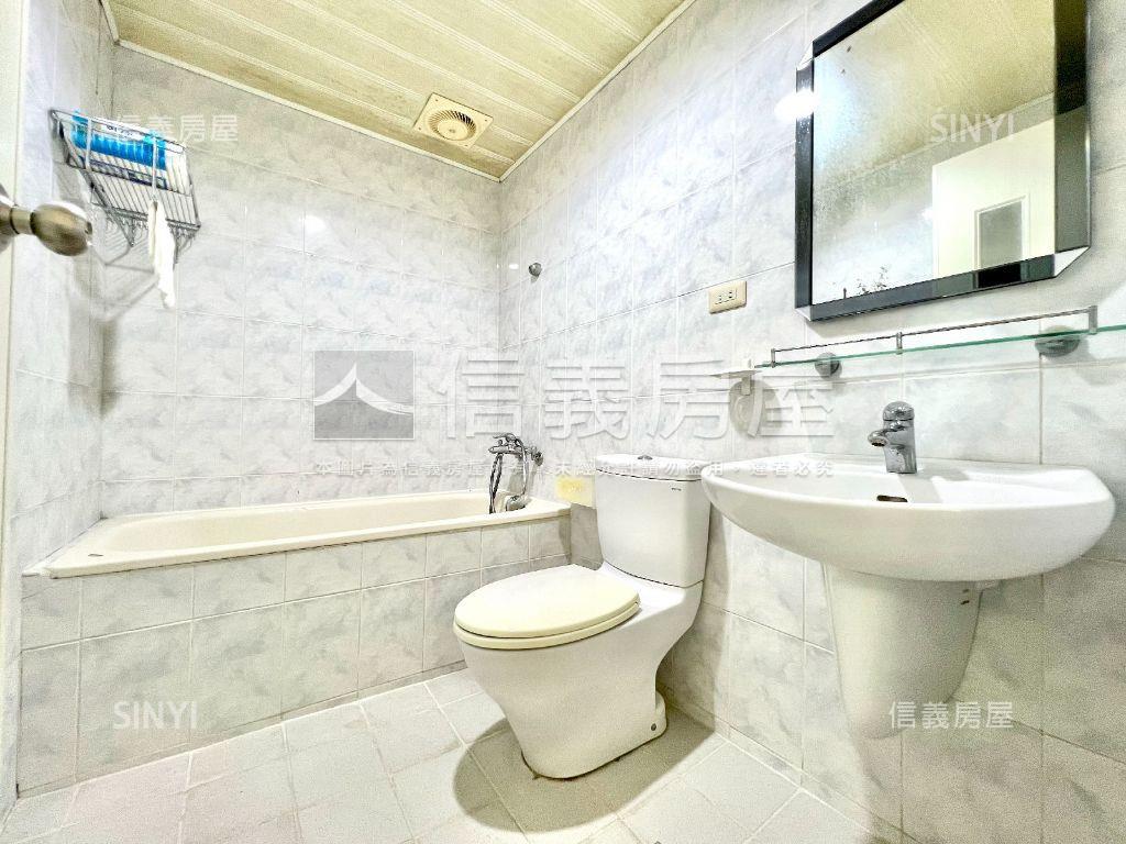 府都光芒照耀有平車房屋室內格局與周邊環境