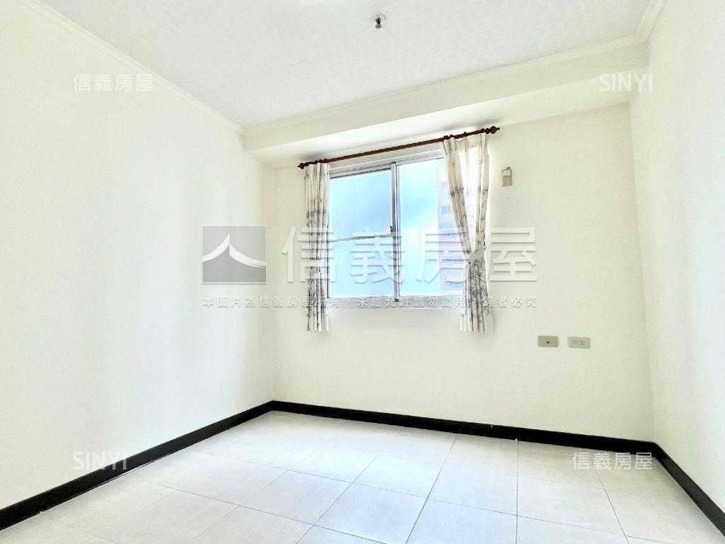 府都光芒照耀有平車房屋室內格局與周邊環境