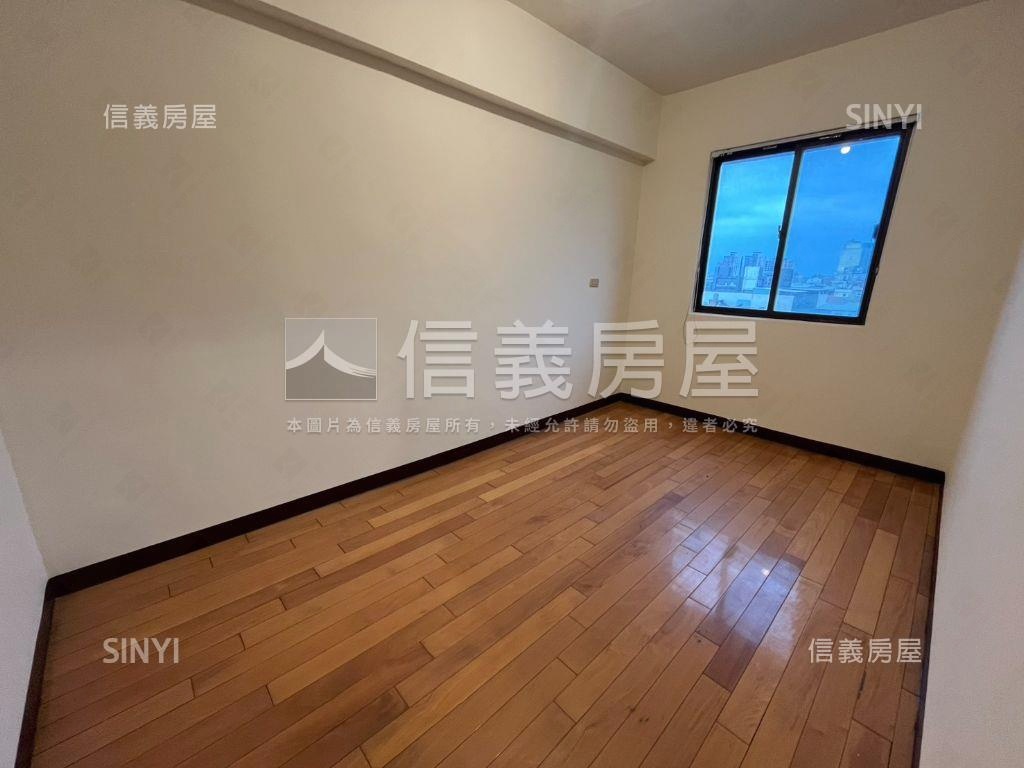 健行商區熱鬧大空間房屋室內格局與周邊環境