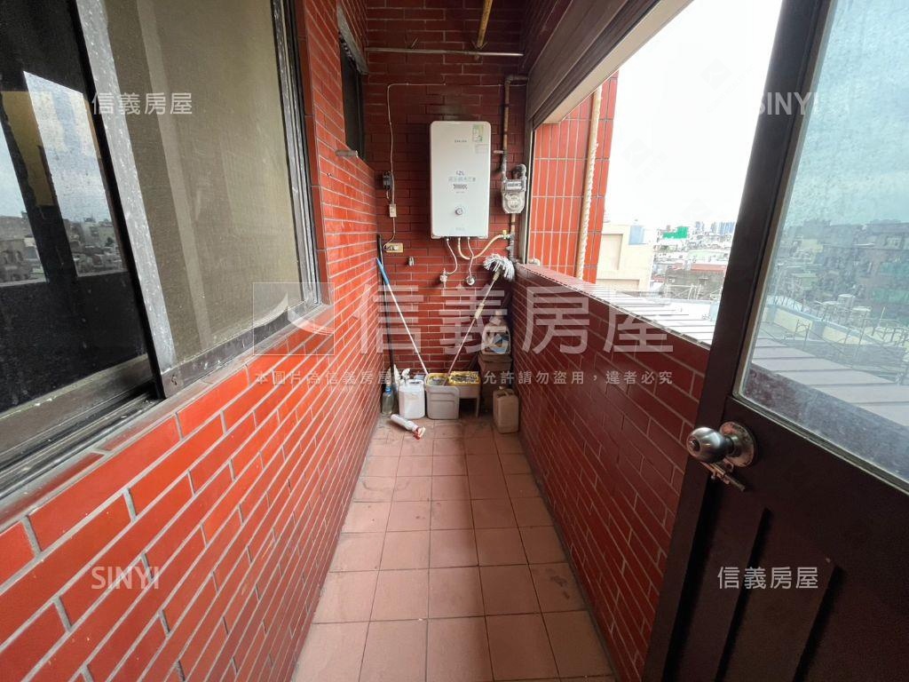 健行商區熱鬧大空間房屋室內格局與周邊環境