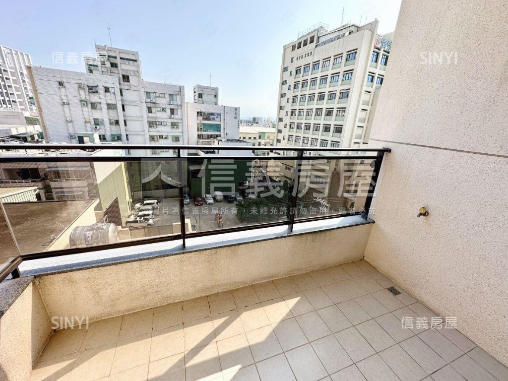 大雅輕屋齡稀有三房平車位房屋室內格局與周邊環境