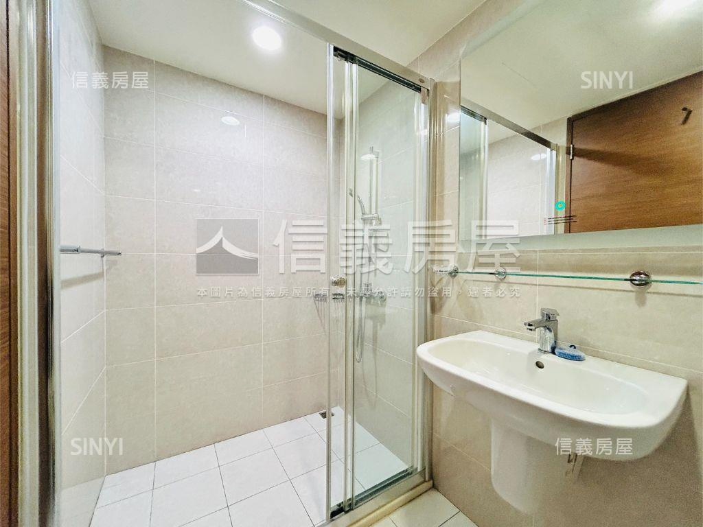 丰悅夏宮綻光三房露台飛揚房屋室內格局與周邊環境