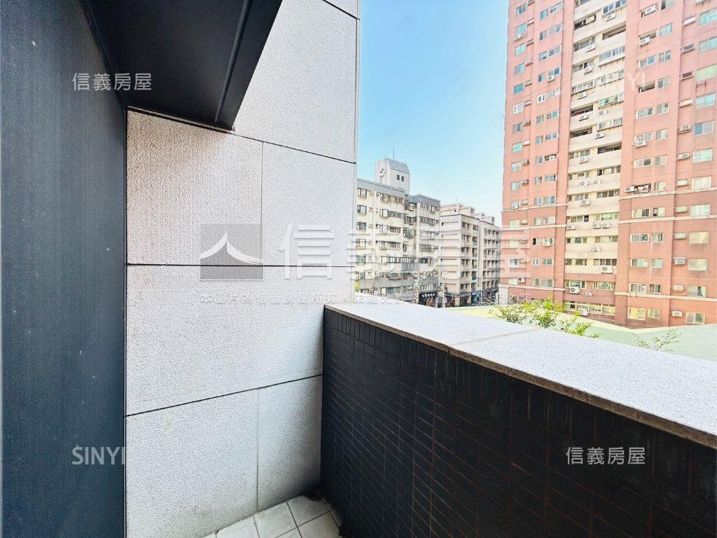 丰悅夏宮綻光三房露台飛揚房屋室內格局與周邊環境