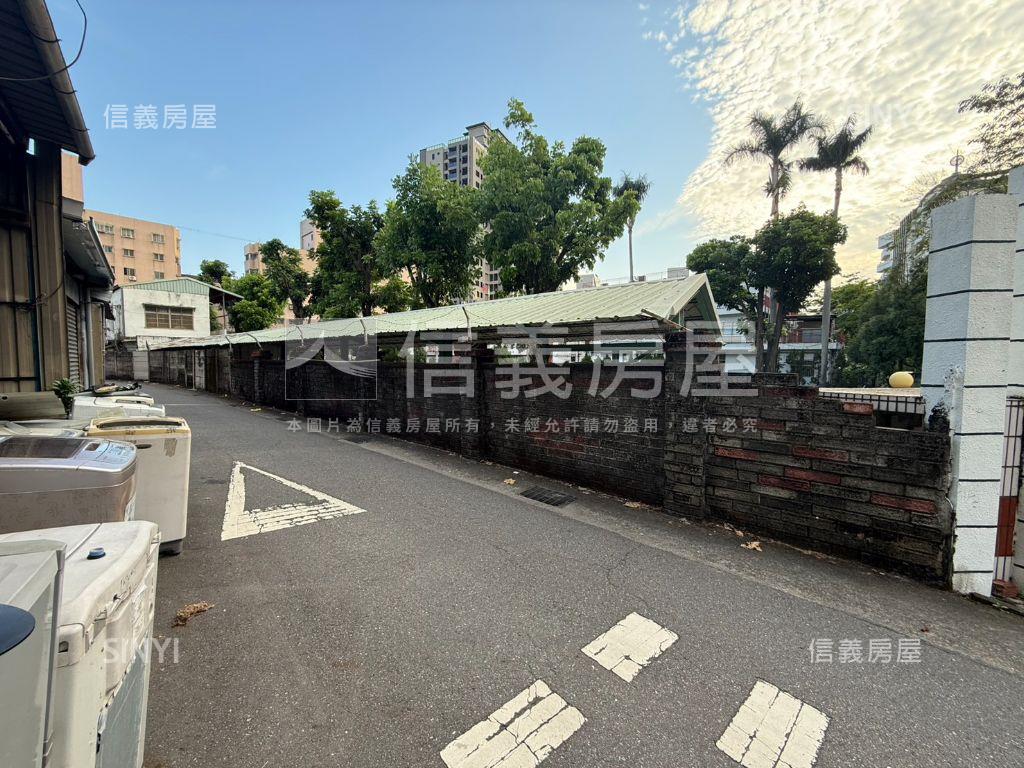 近大里軟體園區傳家金店面房屋室內格局與周邊環境