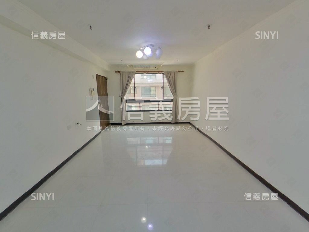 世紀皇家外棟高樓三房房屋室內格局與周邊環境