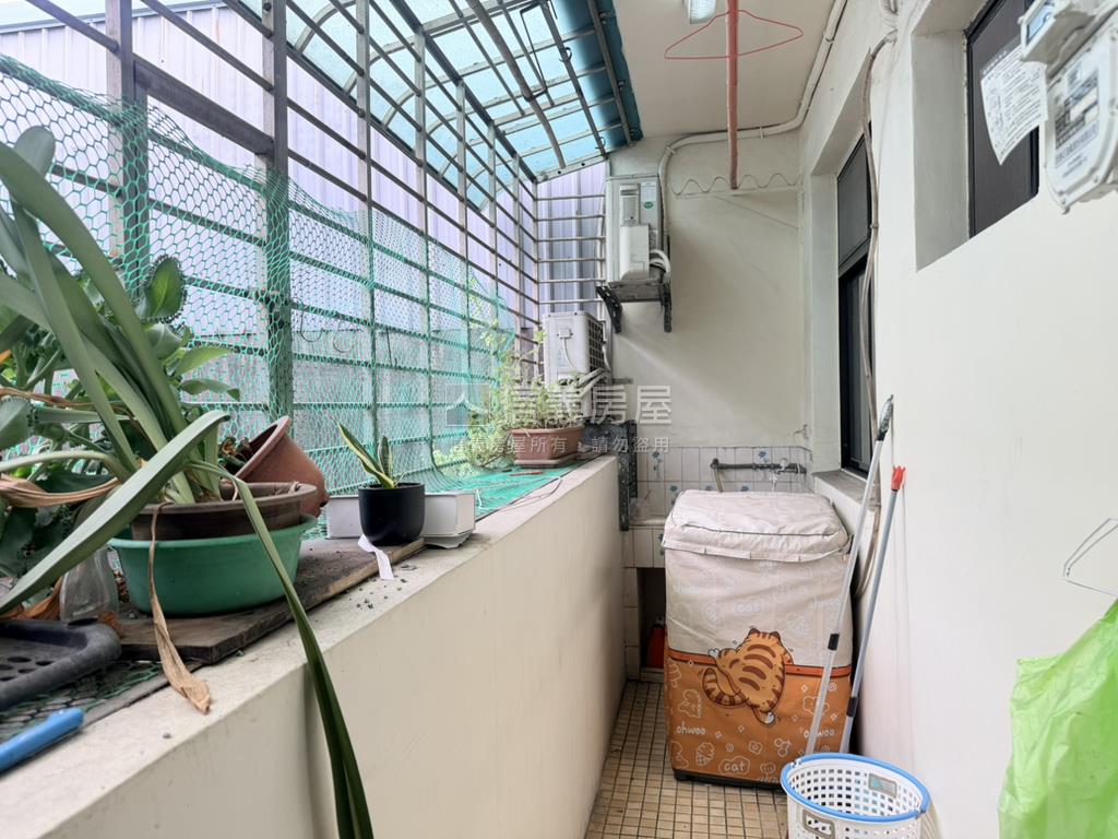 近１８甲重劃區公寓房屋室內格局與周邊環境