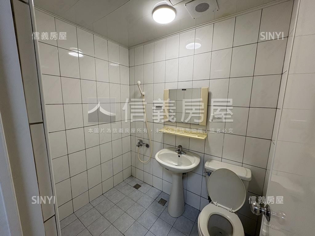 西區向上市場三房房屋室內格局與周邊環境